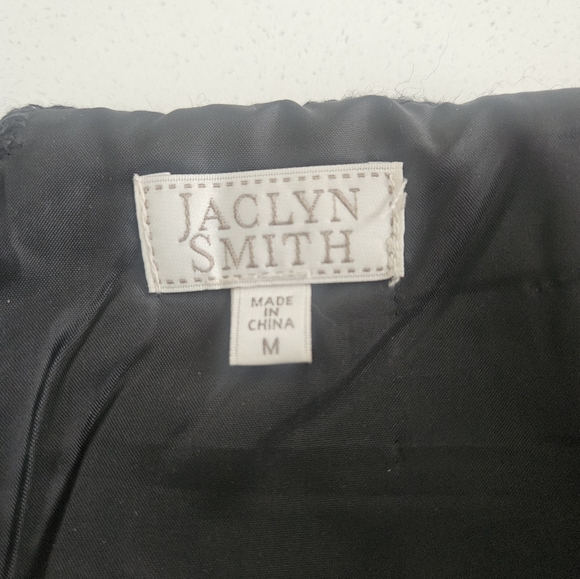 Jaclyn Smith Black and Cream Houndstooth Mini Skirt - Picture 4 of 4